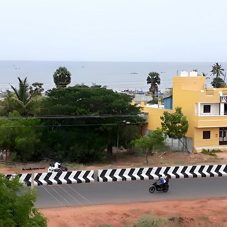Le Holiday Inn Puducherry Eksteriør billede